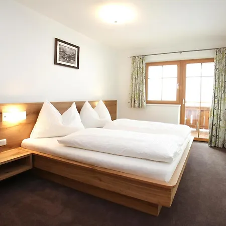Tarlack Appartements Hütten 34 Leogang Zimmer foto